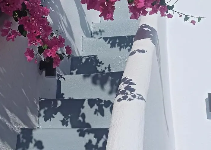 Διαμέρισμα Aidos Santorini *