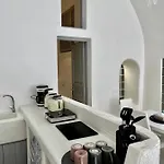 Aidos Santorini アパート