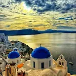 Aidos Santorini *