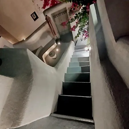 Aidos Santorini Apartment